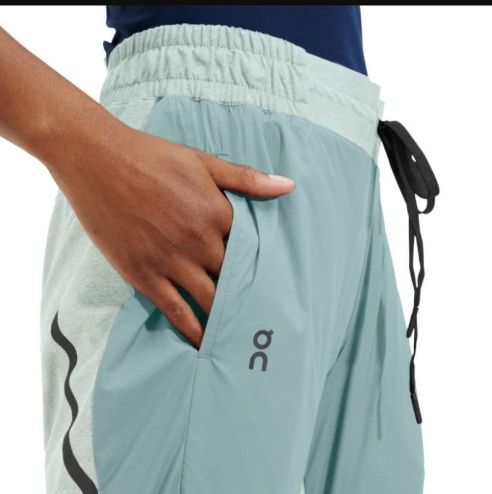 On Women Tights & PantsWomen's Running Pants Blue